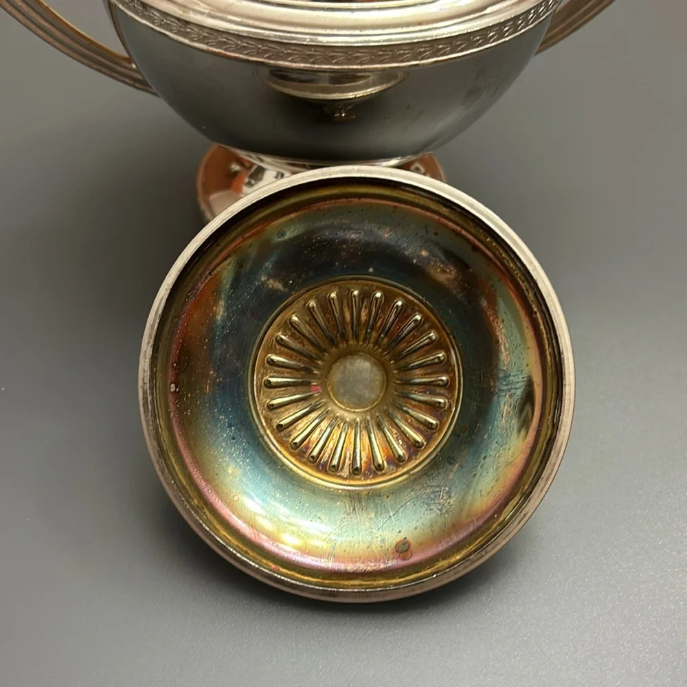 Vintage silverplated? creamer & sugar bowl set “Universal” made in USA art deco